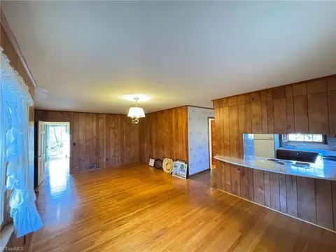 Living - 152 Manor Ridge Rd E, Elkin, NC 28621 photo 4 of 5