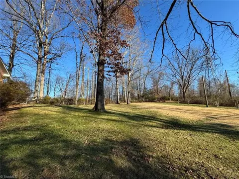 Exterior - 152 Manor Ridge Rd E, Elkin, NC 28621 photo 9 of 12