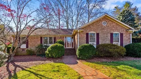 1601 Milan Rd, Greensboro, NC 27410