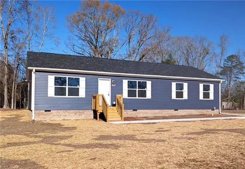 2184 Meadow Ridge Rd, Burlington, NC 27217