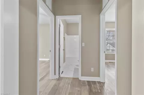 815 Mobile St, High Point, NC 27260 photo 6