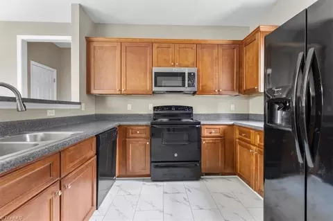 815 Mobile St, High Point, NC 27260 photo 13