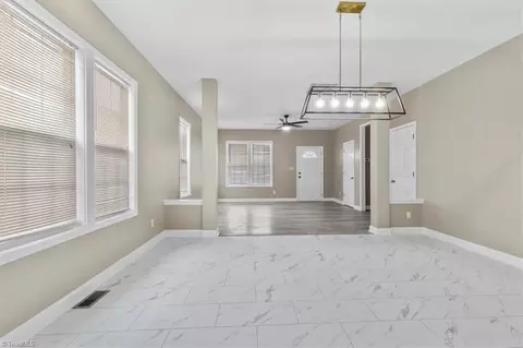815 Mobile St, High Point, NC 27260 photo 11