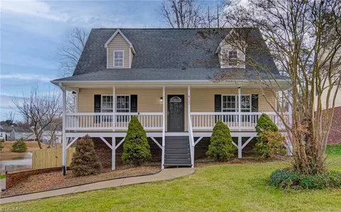 4123 Duck Pond Ct, Winston Salem, NC 27107