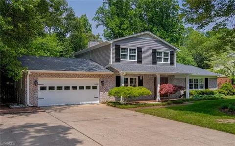 114 Ben Nevis Dr, Kernersville, NC 27284