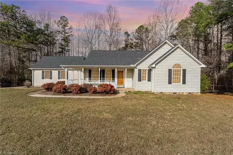 1308 Barker Dr, Randleman, NC 27317