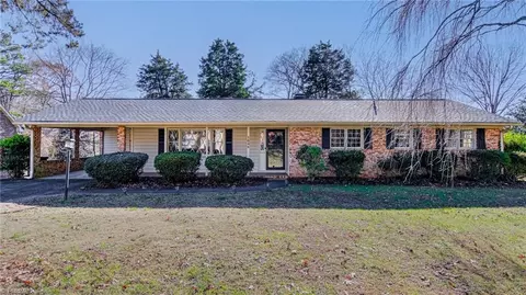 5046 Mountain View Rd, Winston Salem, NC 27104