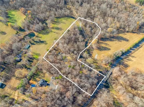 View/Area - 1039 Underpass Rd, Advance, NC 27006 photo 5 of 9