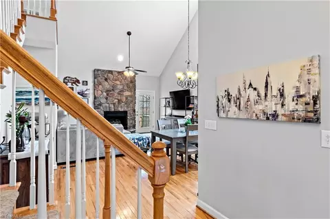 Entry Way - 1039 Underpass Rd, Advance, NC 27006 photo 2 of 7