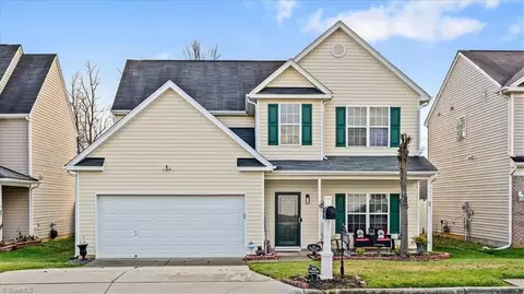 1003 Wild Wolf Dr, Greensboro, NC 27406