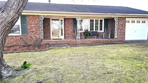 3508 Fletcher Dr, Greensboro, NC 27406