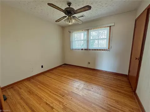 Bedroom - 6793 Weant Rd, High Point, NC 27263 photo 5 of 6