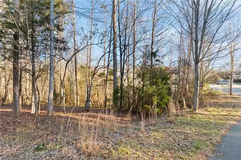 7223 Northmoor Trce, Greensboro, NC 27455