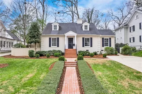 213 Elmwood Dr, Greensboro, NC 27408