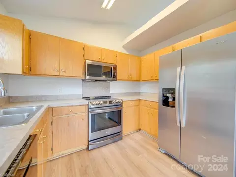 Kitchen - 1205 Danielle Downs Ct, Concord, NC 28025 photo 2 of 3
