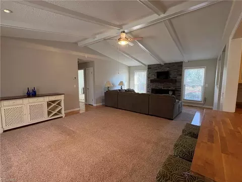 2709 E New Garden Rd, Greensboro, NC 27455