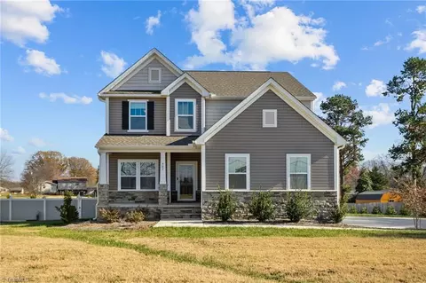 907 Walkertown Guthrie Rd, Winston Salem, NC 27101