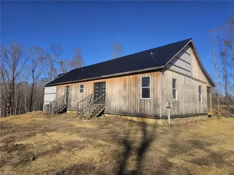 9251 Archdale Rd, Trinity, NC 27370 photo 2