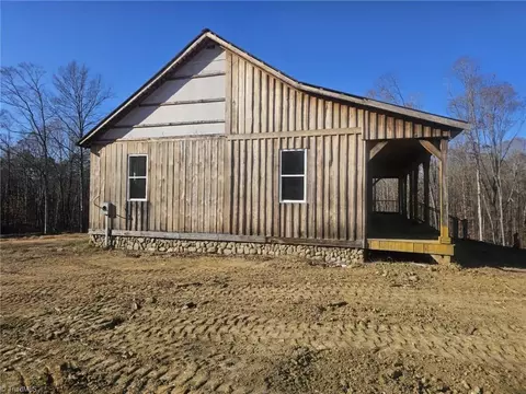 9251 Archdale Rd, Trinity, NC 27370 photo 3