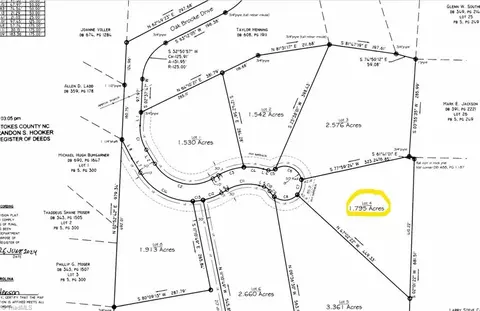732 Mountain View Rd # -4, King, NC 27021