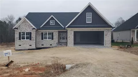 154 Crickets Run, Lexington, NC 27295