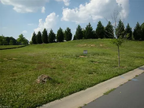 3935 Kincade Dr, Burlington, NC 27215