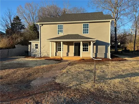 809 Pitcher Ave, Eden, NC 27288