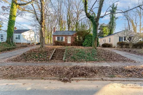 3811 Walker Ave, Greensboro, NC 27403