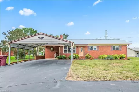 3445 Ayersville Rd, Mayodan, NC 27027