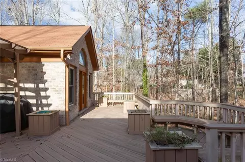 Exterior - 2500 Midview Dr, High Point, NC 27265 photo 5 of 6