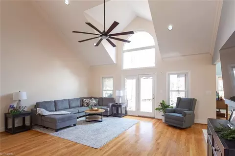 Living - 2500 Midview Dr, High Point, NC 27265 photo 3 of 6
