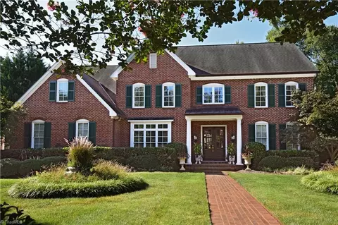 1 Lake Bluff Ct, Greensboro, NC 27410