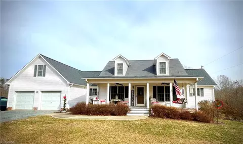 2501 Friendship Rd S, Germanton, NC 27019