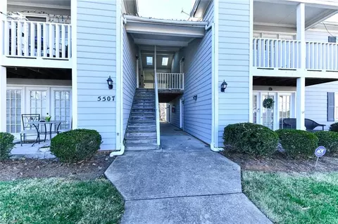 5507 Hornaday Rd #H, Greensboro, NC 27409