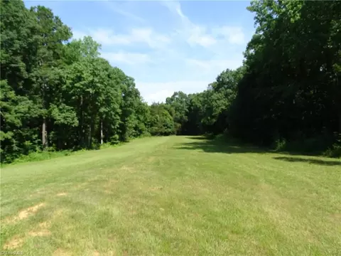 000 Beaver Farm Rd, Lexington, NC 27295