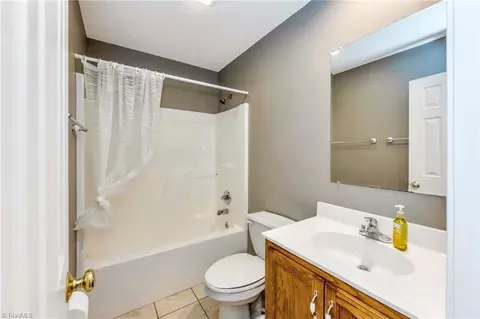 171 Mountain Meadows Ln, Purlear, NC 28665 photo 29