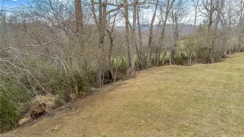 171 Mountain Meadows Ln, Purlear, NC 28665 photo 44