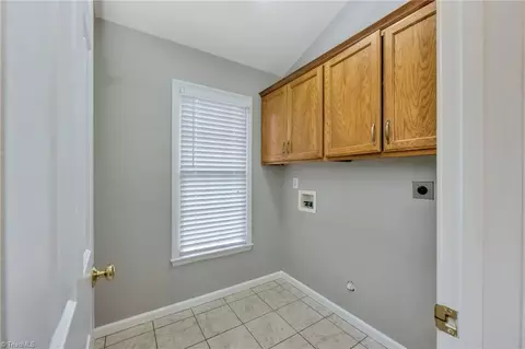 171 Mountain Meadows Ln, Purlear, NC 28665 photo 16