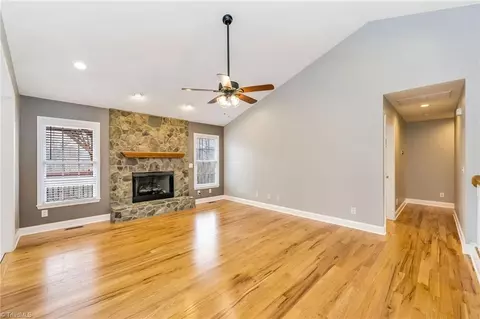 171 Mountain Meadows Ln, Purlear, NC 28665 photo 11