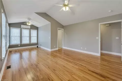 171 Mountain Meadows Ln, Purlear, NC 28665 photo 20