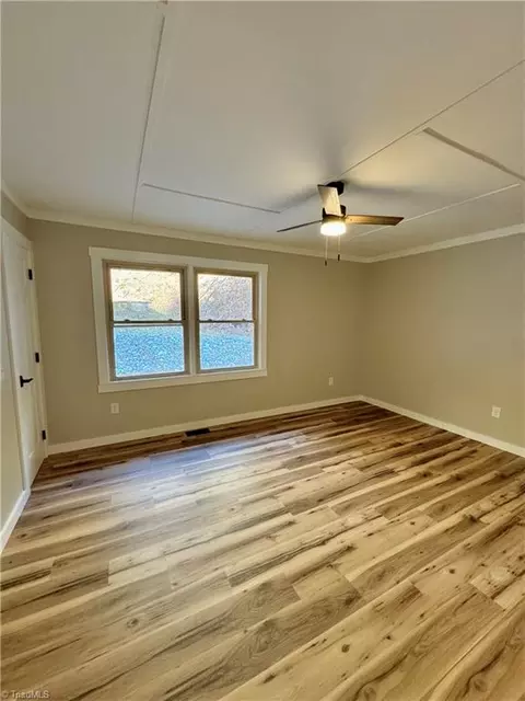 12716 Us Highway 421 W, Purlear, NC 28665 photo 29