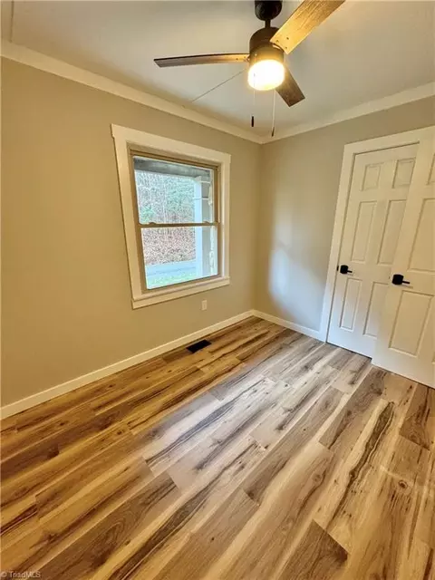 12716 Us Highway 421 W, Purlear, NC 28665 photo 25