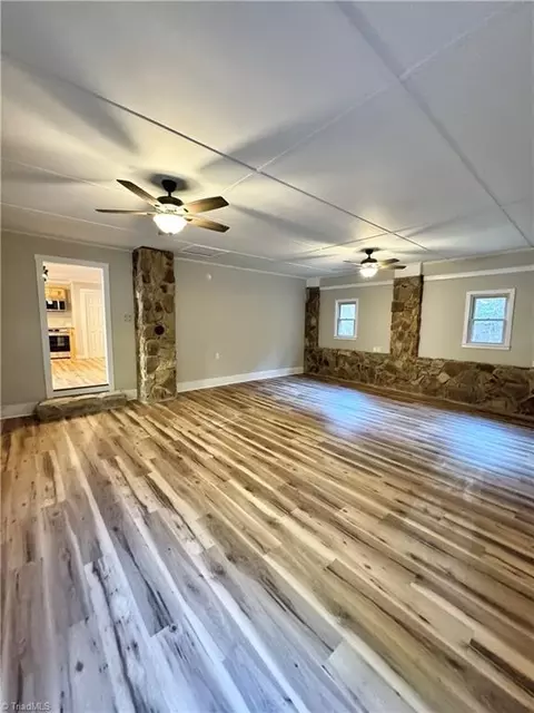 12716 Us Highway 421 W, Purlear, NC 28665 photo 11