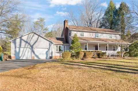 603 Cross Creek Dr, Mount Airy, NC 27030
