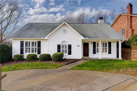 908 Heatherstone Dr, Winston Salem, NC 27104