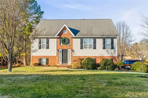 5505 Brookdale Ridge Dr, Winston Salem, NC 27106