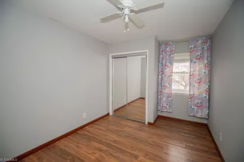 Bedroom - 2218 Shadow Valley Rd, High Point, NC 27265 photo 4 of 7