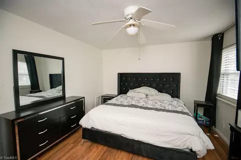 Bedroom - 2218 Shadow Valley Rd, High Point, NC 27265 photo 2 of 7