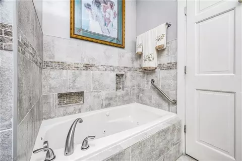 Bath - 117 Linden Pl, Bermuda Run, NC 27006 photo 1 of 3