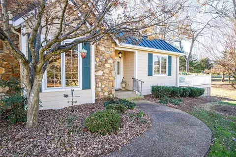 Exterior - 117 Linden Pl, Bermuda Run, NC 27006 photo 3 of 6